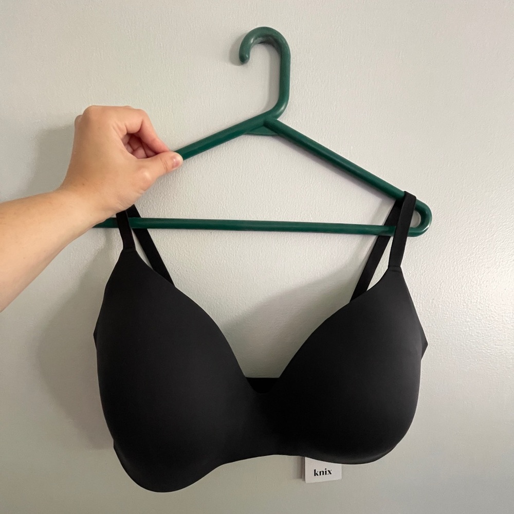 Knix Wingwoman Bra BNWT, Black, 8